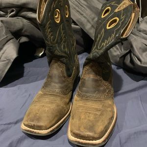 Kids Ariat boots